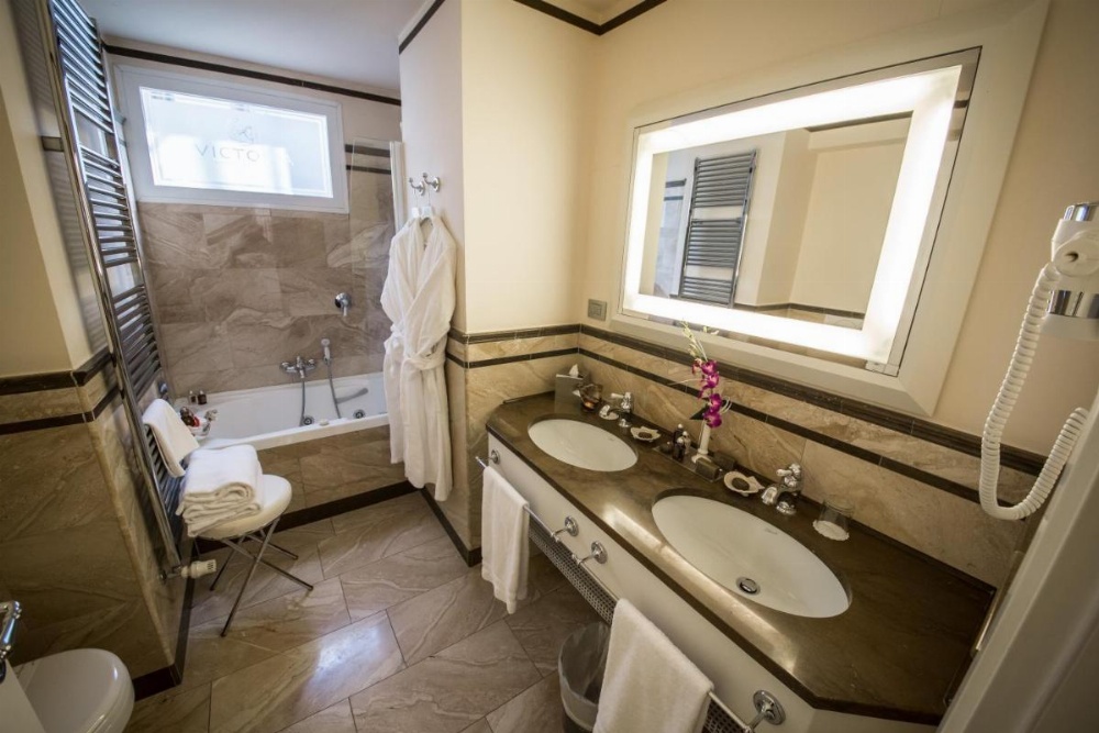 Victoria Hotel Letterario Image 25